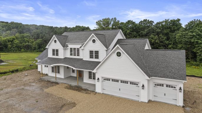 build a house near East Troy WI, custom home builder Southeast WI, new construction homes Wisconsin